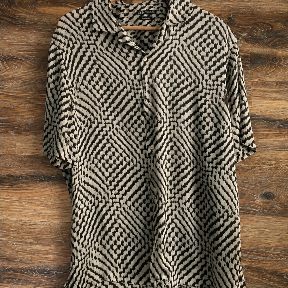 Zara Black & Cream Geometric Short-Sleeve Button Shirt